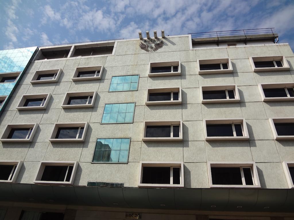 Hotel Budhil Park วิสาขปัตนัม ภายนอก รูปภาพ