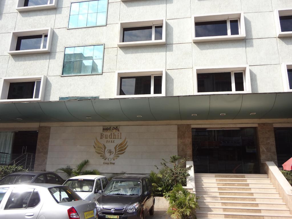 Hotel Budhil Park วิสาขปัตนัม ภายนอก รูปภาพ