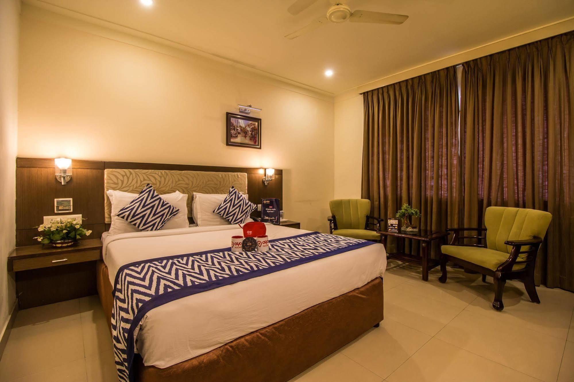 Hotel Budhil Park วิสาขปัตนัม ภายนอก รูปภาพ